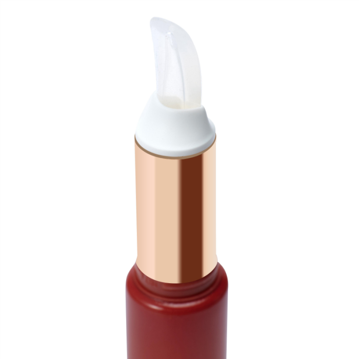 UDN's Soft Tip Lip Stick Tube: Apply, Spread and Scrape Away Excess
